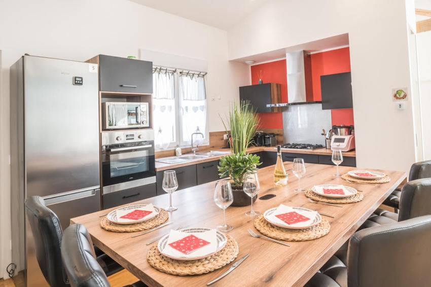 - Sublime Villa Felicidad - Proche Hypercentre - Parking - Terrasse - Wifi Viriat Exterior photo
